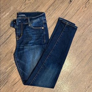 Dark wash jeans rockstar jeans